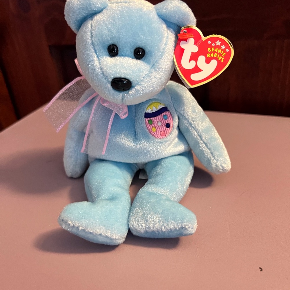 Ty Beanie Baby “Eggs II”